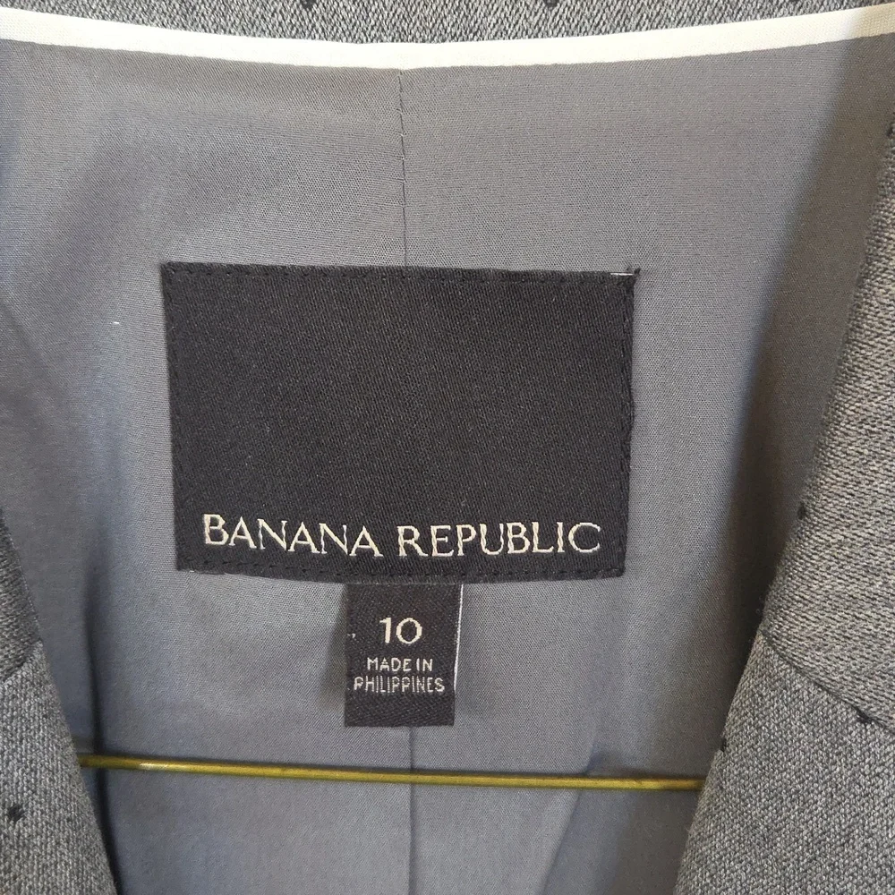 Banana Republic, Gray Blazer with Black Dots, Size 10 - Picture 2 of 6